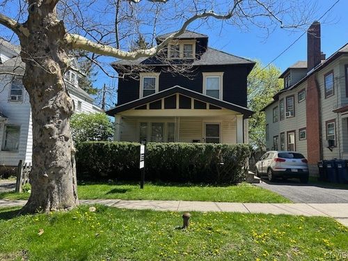 1043 Lancaster Ave, Syracuse, NY, 13210-3029 | Card Image