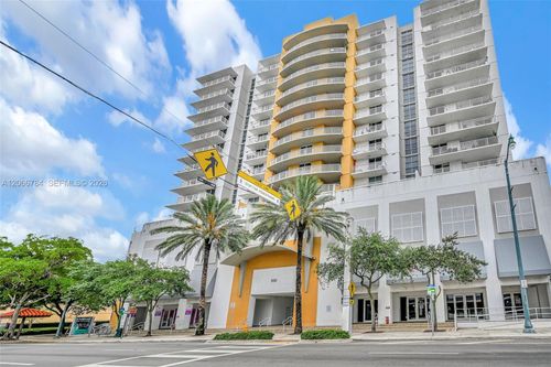 908-900 Sw 8th St, Miami, FL, 33130-3751 | Card Image