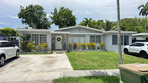 13260 Ne Miami Ct, North Miami, FL, 33161-4543 | Card Image
