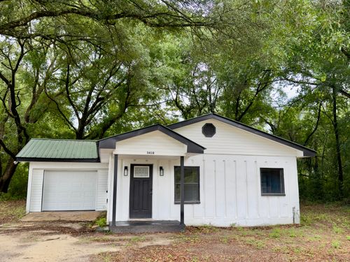 5410 Malcolm Tucker Ave, Crestview, FL, 32536-5156 | Card Image