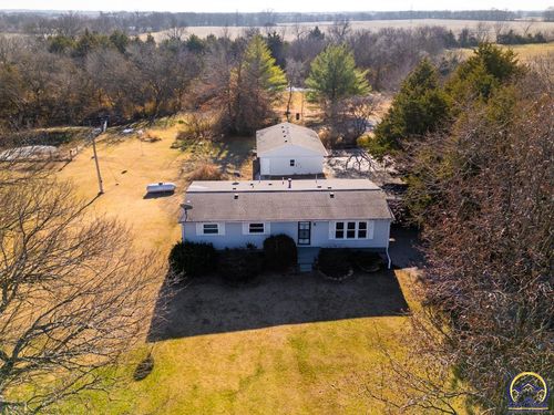 7055 E 125th St, Overbrook, KS, 66524-9270 | Card Image