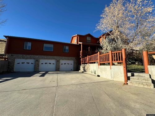 717 Scarlet Dr, Rawlins, WY, 82301-4011 | Card Image