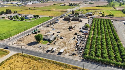2406 S Walnut Road, Turlock, CA, 95380 | Card Image