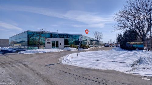 b-17 Corporate Pl, Brantford, ON, N3R8A6 | Card Image