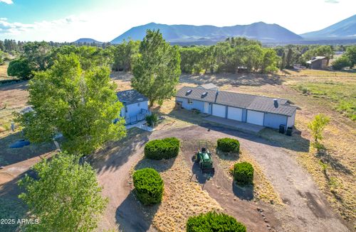 8350 Merilee Ln, Flagstaff, AZ, 86004-3280 | Card Image