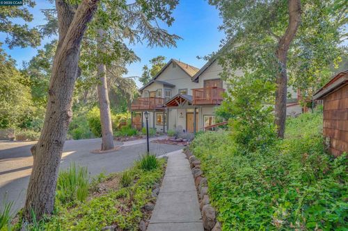 5290 Alhambra Valley Rd, Martinez, CA, 94553-9741 | Card Image