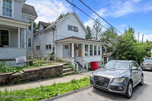 22 Copeland Ave, Carbondale, PA, 18407-1782 | Card Image