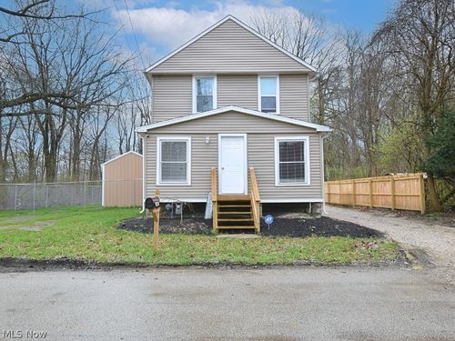 1422 W 30th St, Ashtabula, OH, 44004-9400 | Card Image