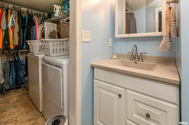 700 N 30 Th St, House other with 1 bedrooms, 1 bathrooms and null parking in Herrin IL | Image 16