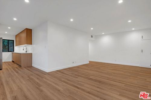 apt-6-950 Havenhurst Dr, West Hollywood, CA, 90046-6937 | Card Image