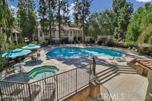 unit-311-5837 Oak Bend Ln, Oak Park, CA, 91377-5649 | Card Image