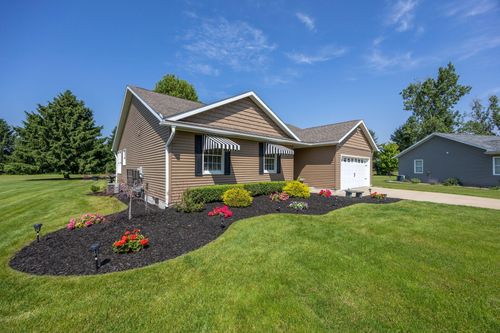 7361 Ryans Run, Stanwood, MI, 49346-9034 | Card Image