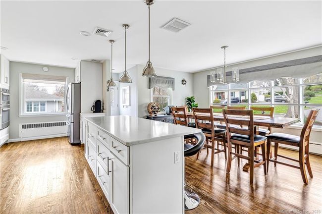 135 Crest Ter, House other with 3 bedrooms, 3 bathrooms and null parking in Fairfield CT | Image 14
