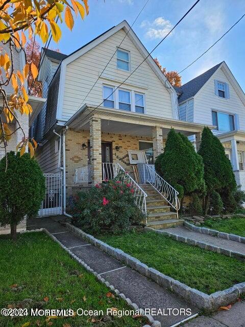 Sayre St, Elizabeth, NJ 07208