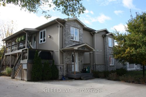 629 Base Line Rd E, London, ON, N6C2R2 | Card Image