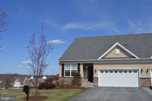 213 Brodius Ln, VALLEY TOWNSHIP, PA, 19320-6500 | Card Image