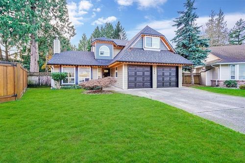 6049 133a St, Surrey, BC, V3X2K3 | Card Image