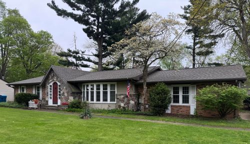 81 Maple Ln, Coldwater, MI, 49036-1112 | Card Image