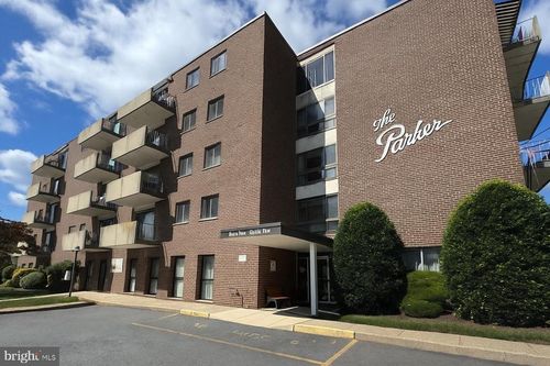 apt-c6-33 W Chester Pike, RIDLEY PARK, PA, 19078-2021 | Card Image