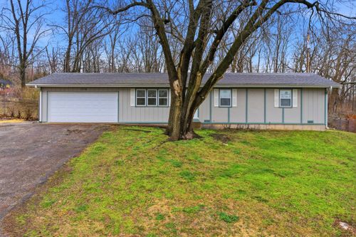 1706 N 16th St, Ozark, MO, 65721-8379 | Card Image