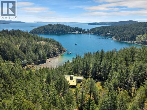 1395 Manzanita Road, Cortes Island, BC, V0P1K0 | Card Image