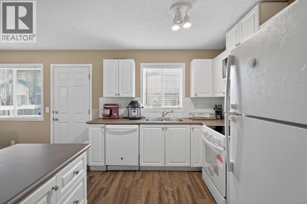 Residential in Chestermere 5