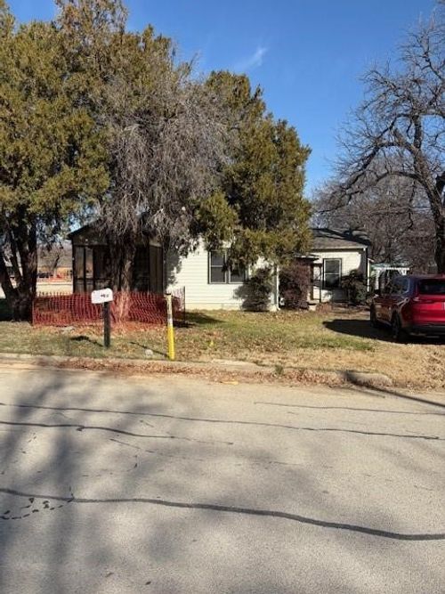 201 E Vine St, Keller, TX, 76248-2224 | Card Image