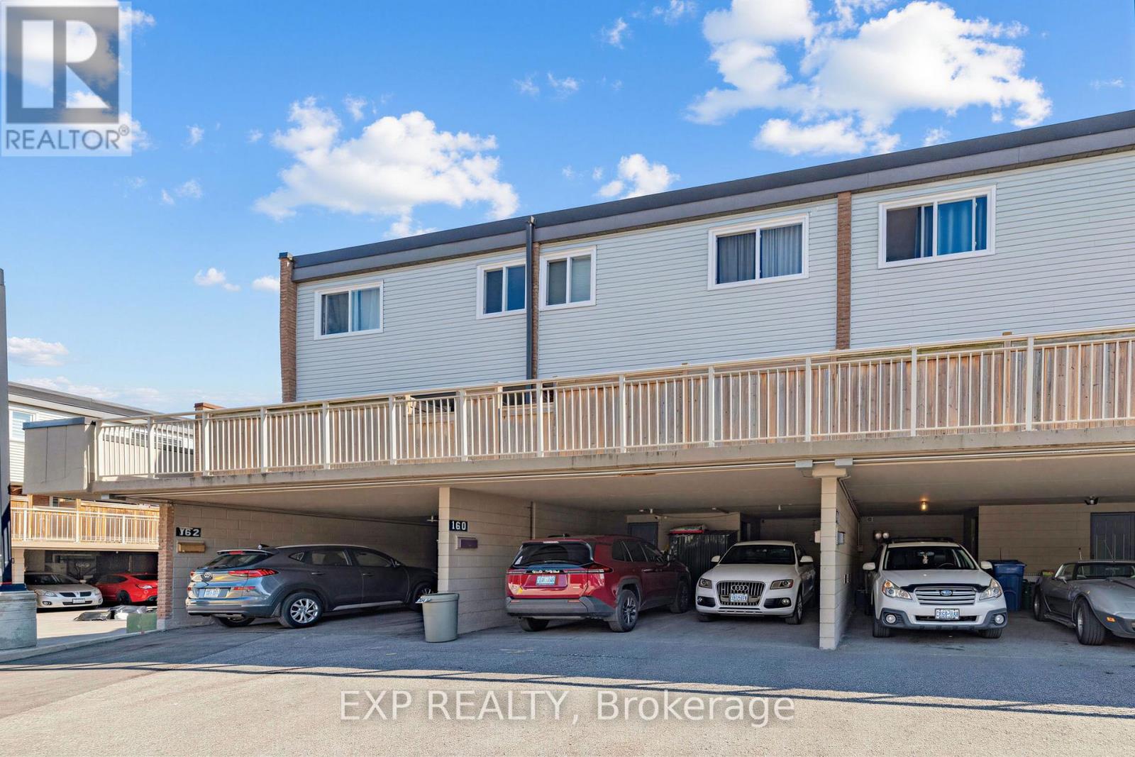 Residential in Aurora (Aurora Village)