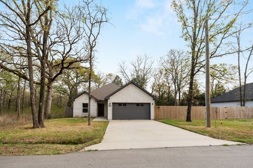 145 Barcelona St, Mabank, TX, 75156-9165 | Card Image