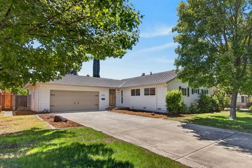 1056 Entrada Rd, Sacramento, CA, 95864-5367 | Card Image