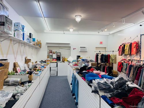 ground-floor-176 Jamaica Avenue, New York, NY, 11433 | Card Image