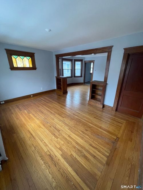 2-54 Bradley Ave, Hamden, CT, 06514-3907 | Card Image