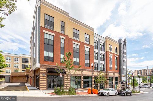 unit-208-989 S Buchanan St, ARLINGTON, VA, 22204-5952 | Card Image