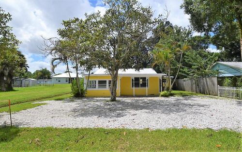 976 Sw 34th Ter, Palm City, FL, 34990-3420 | Card Image