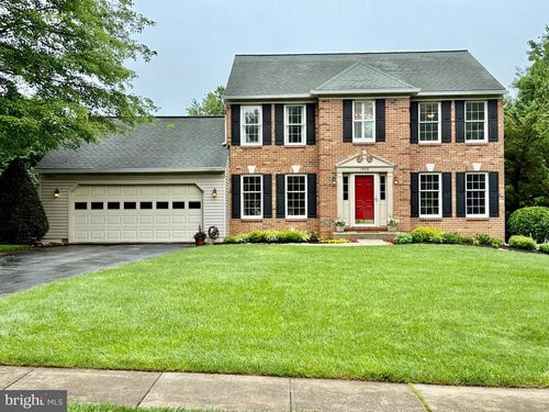 1003 Meadowgreen Dr, MOUNT AIRY, MD, 21771-5691 | Card Image