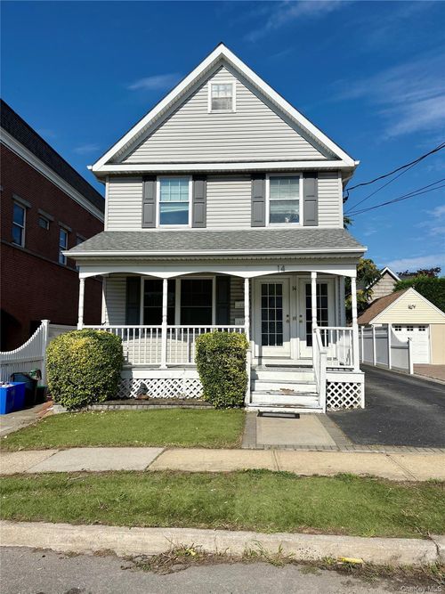 14 Madison Ave, Hempstead, NY, 11550-4823 | Card Image