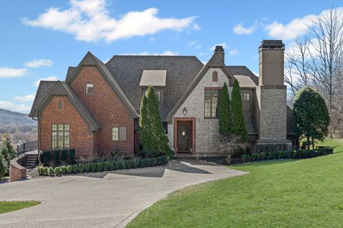 513 Legends Ridge Ct, Franklin, TN, 37069-4660 | Card Image