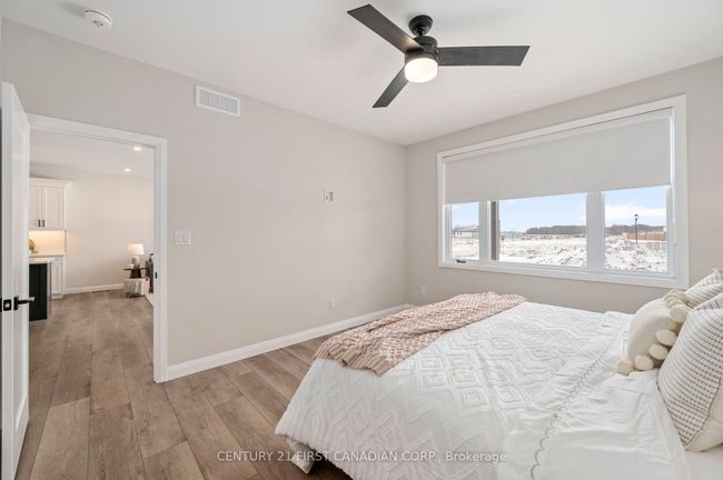 6 - 32 Postma Cres, House attached with 2 bedrooms, 2 bathrooms and 2 parking in Ailsa Craig ON | Image 20