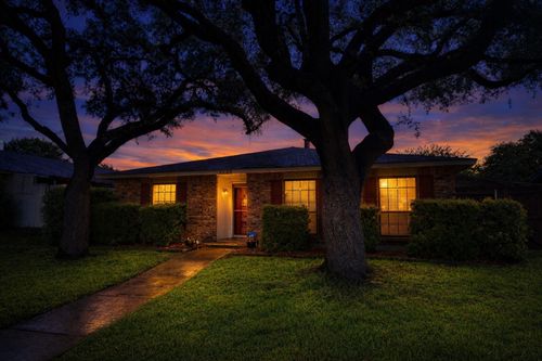 6330 Mccartney Ln, Garland, TX, 75043-5934 | Card Image