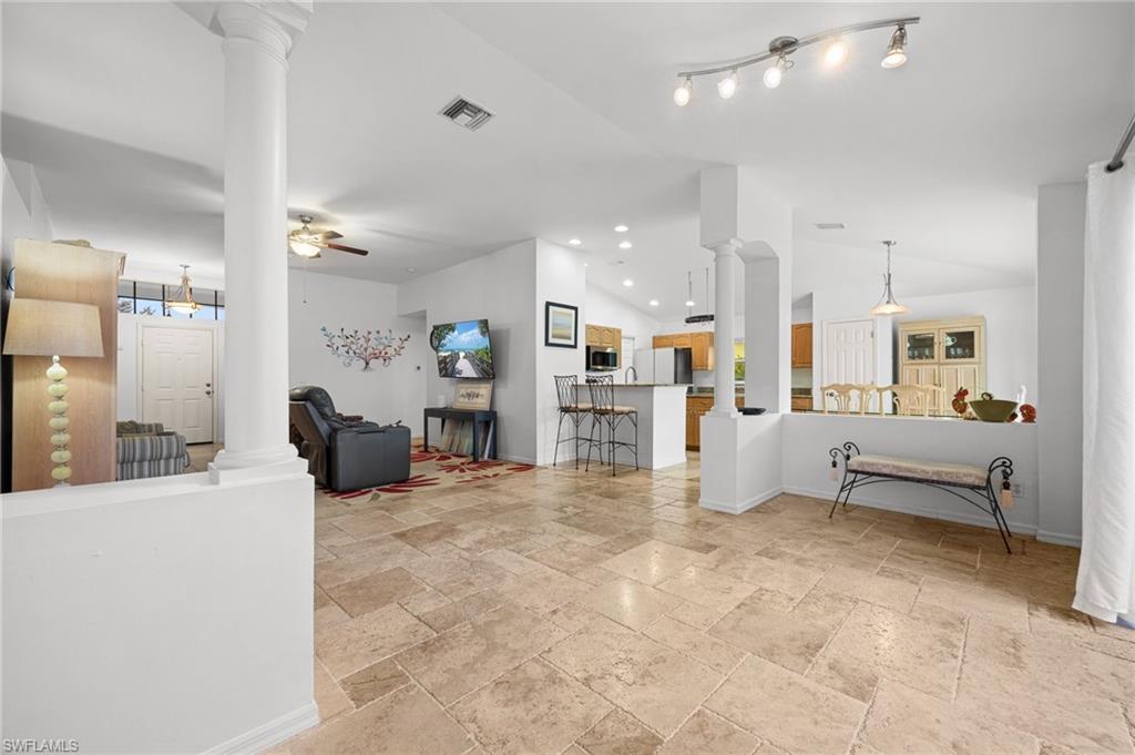 Residential in LEHIGH ACRES 2