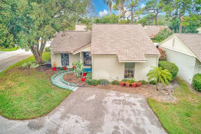 24 Windrush Bay Drive, House other with 2 bedrooms, 2 bathrooms and null parking in TARPON SPRINGS FL | Image 2