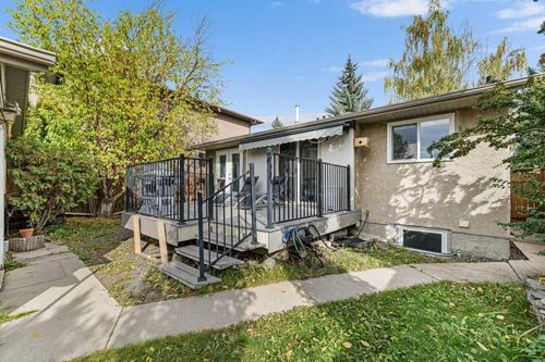 488 Bracewood Cres Sw, Calgary, AB, T2W3B8 | Card Image