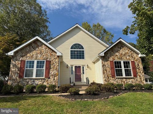 40 Valley View Drive, LANGHORNE, PA, 19053 | Card Image