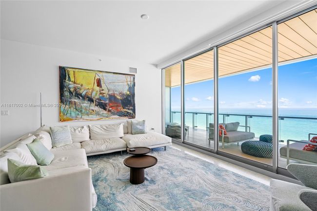 APT-1602 - 5775 Collins Ave, Condo with 2 bedrooms, 3 bathrooms and null parking in Miami Beach FL | Image 22