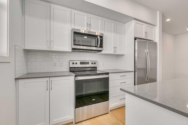 303 - 65 Belvedere Pt Se, Townhouse with 2 bedrooms, 3 bathrooms and 2 parking in Calgary AB | Image 9