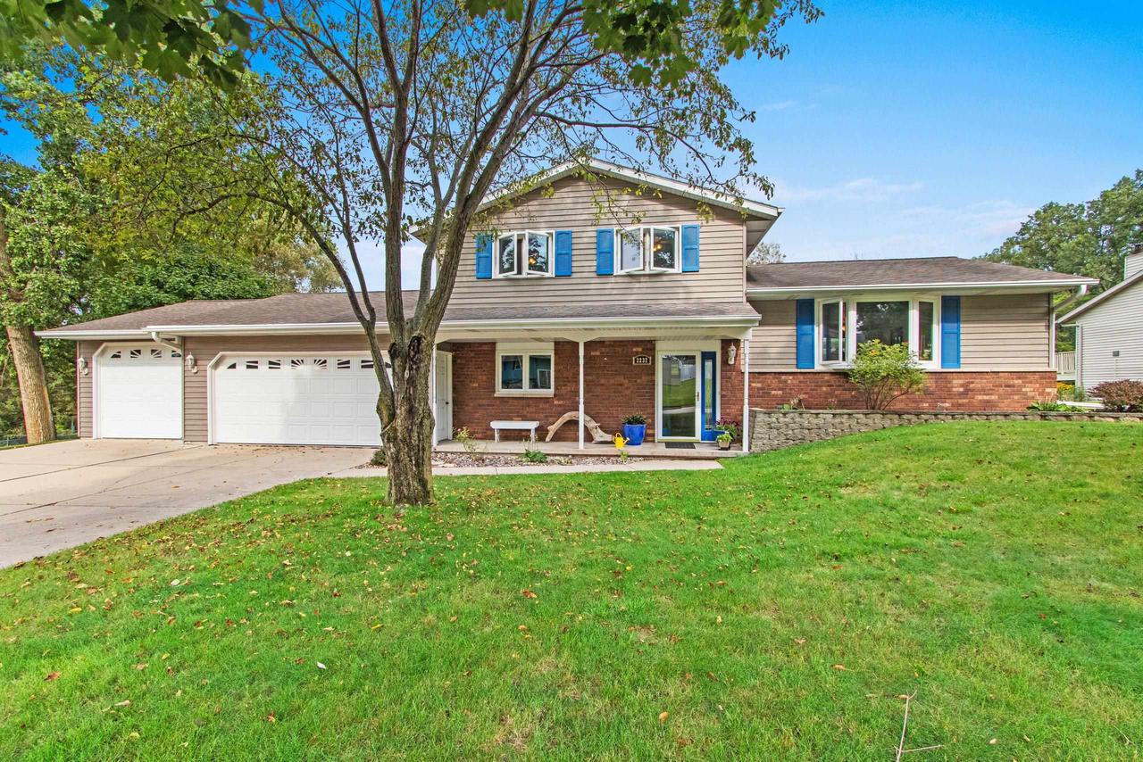 Balsam Way, Green Bay, WI 54313