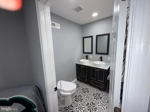 2459 N 20th St, PHILADELPHIA, PA, 19132-3720 | Card Image