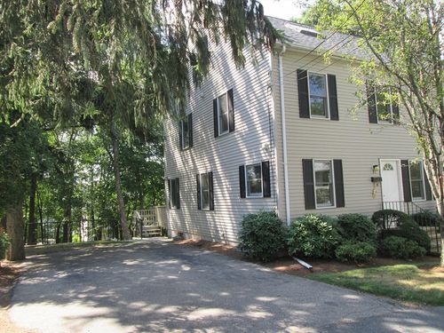 29-29 Hale St, Newton, MA, 02464-1310 | Card Image