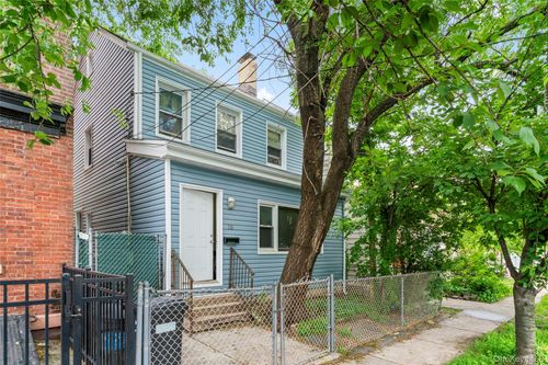 218 Targee Street, New York, NY, 10304 | Card Image