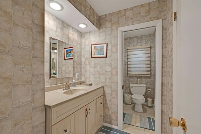 Laundry room with washer and dryer | Image 23